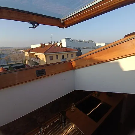 Appartamentino Vista Lamborghini شقة *